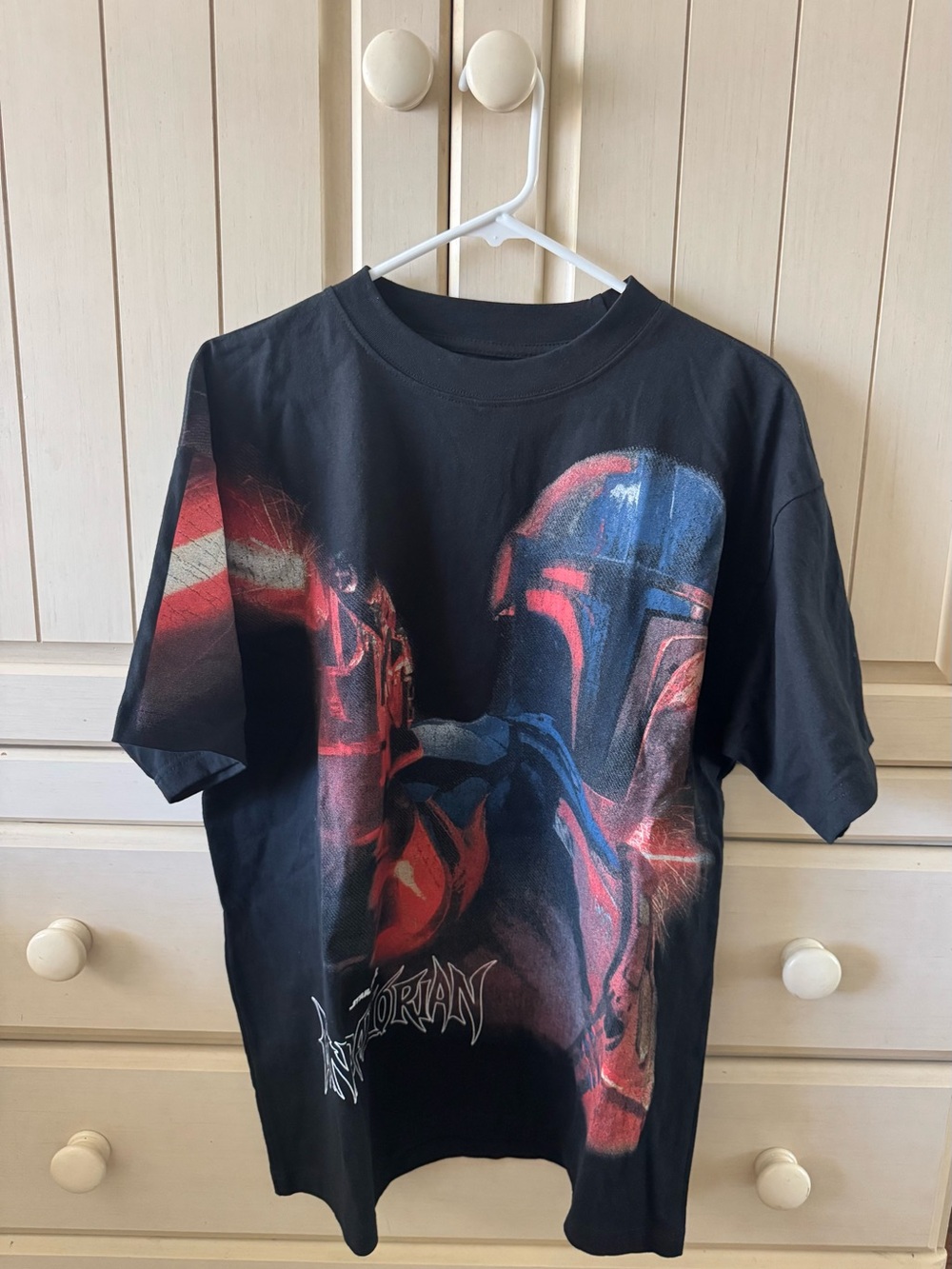 Star Wars Black Short-Sleeve Tee with Red & Blue Mandalorian Graphic